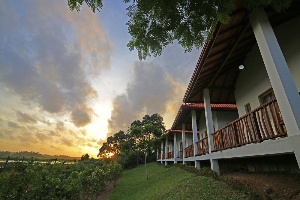 Oriole Villas Bentota Exterior photo