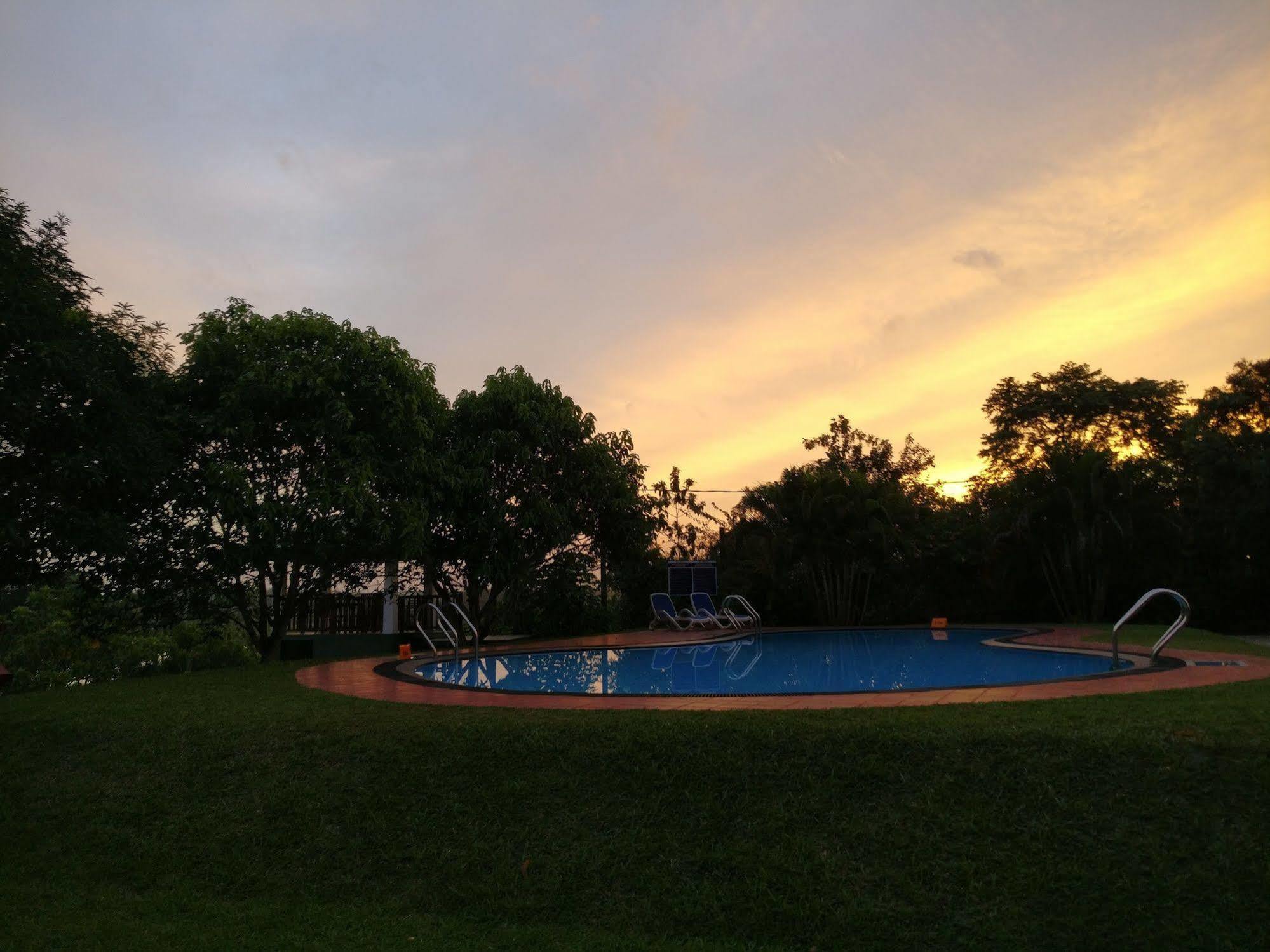 Oriole Villas Bentota Exterior photo
