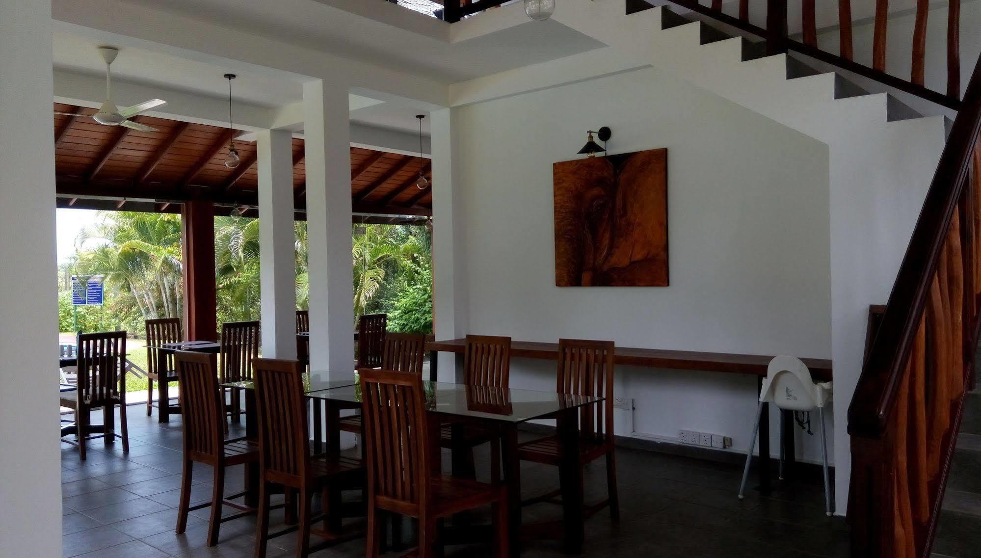Oriole Villas Bentota Exterior photo