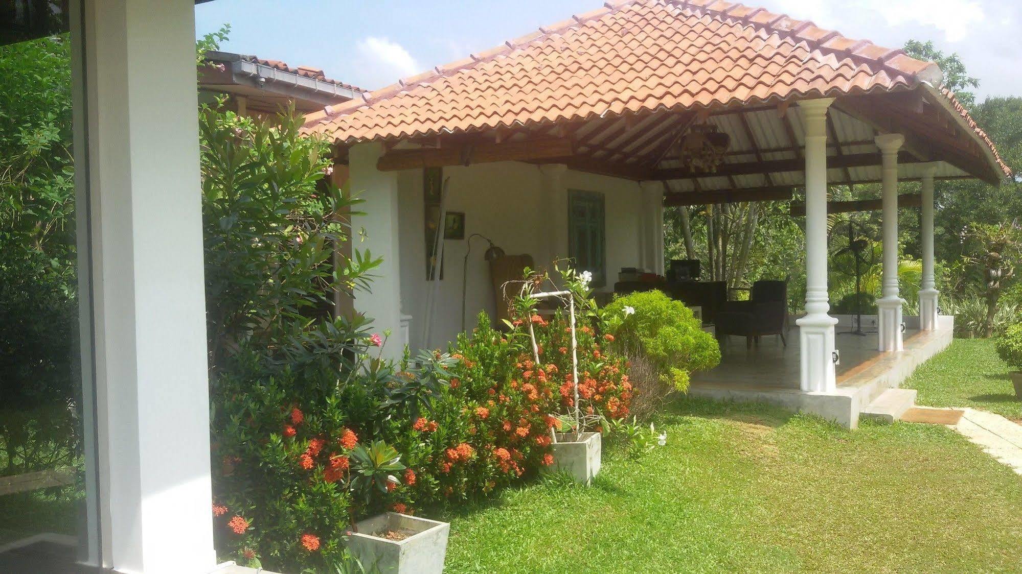 Oriole Villas Bentota Exterior photo