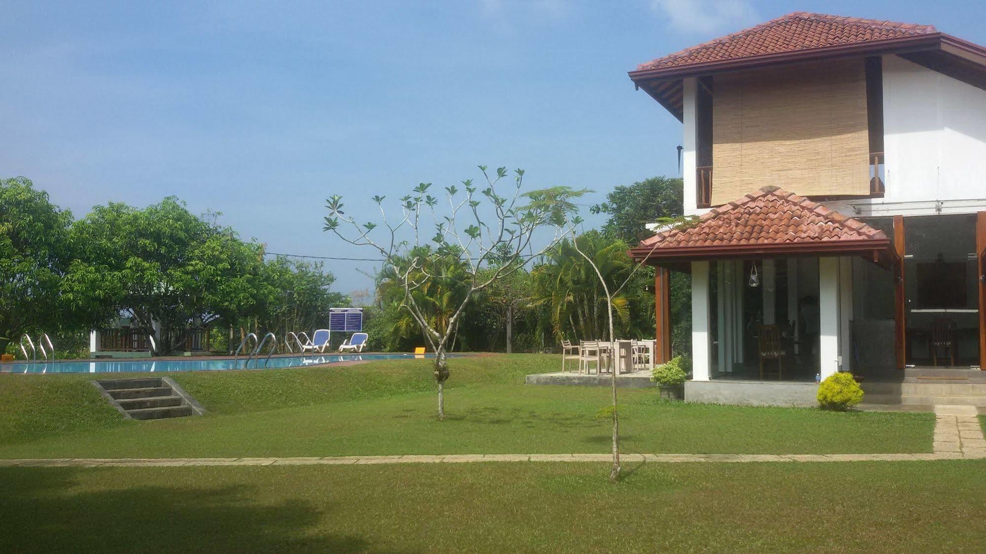 Oriole Villas Bentota Exterior photo